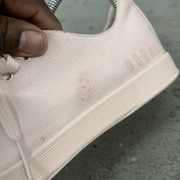 NOBULL Canvas Trainers Pink Womens Size 7 Lightweight Minamalist Gym Shoes - Picture 7 of 11